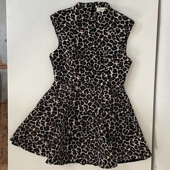 cameo Dresses & Skirts - Cameo Leopard Print Dress – Textured Fit & Flare, Women’s Size M
